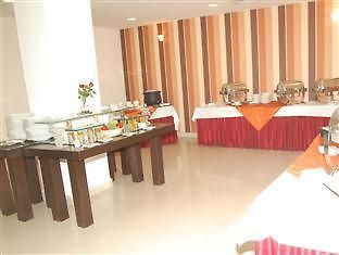 Apex Hotel Baddi Extérieur photo